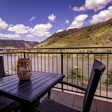 Moselpromenade Villa Moselufer, Panorama & Burg Cochem Blick, Netflix, Balkon Exterior foto
